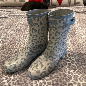 Hunter Boots. White and light blue leopard. Size 9. Never worn. No box.